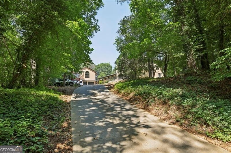 1024 Lake Charles DR