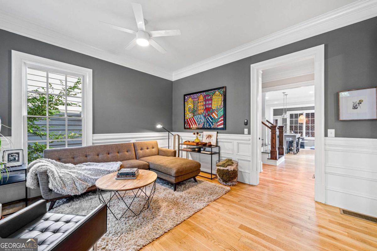 354 Dekle DR