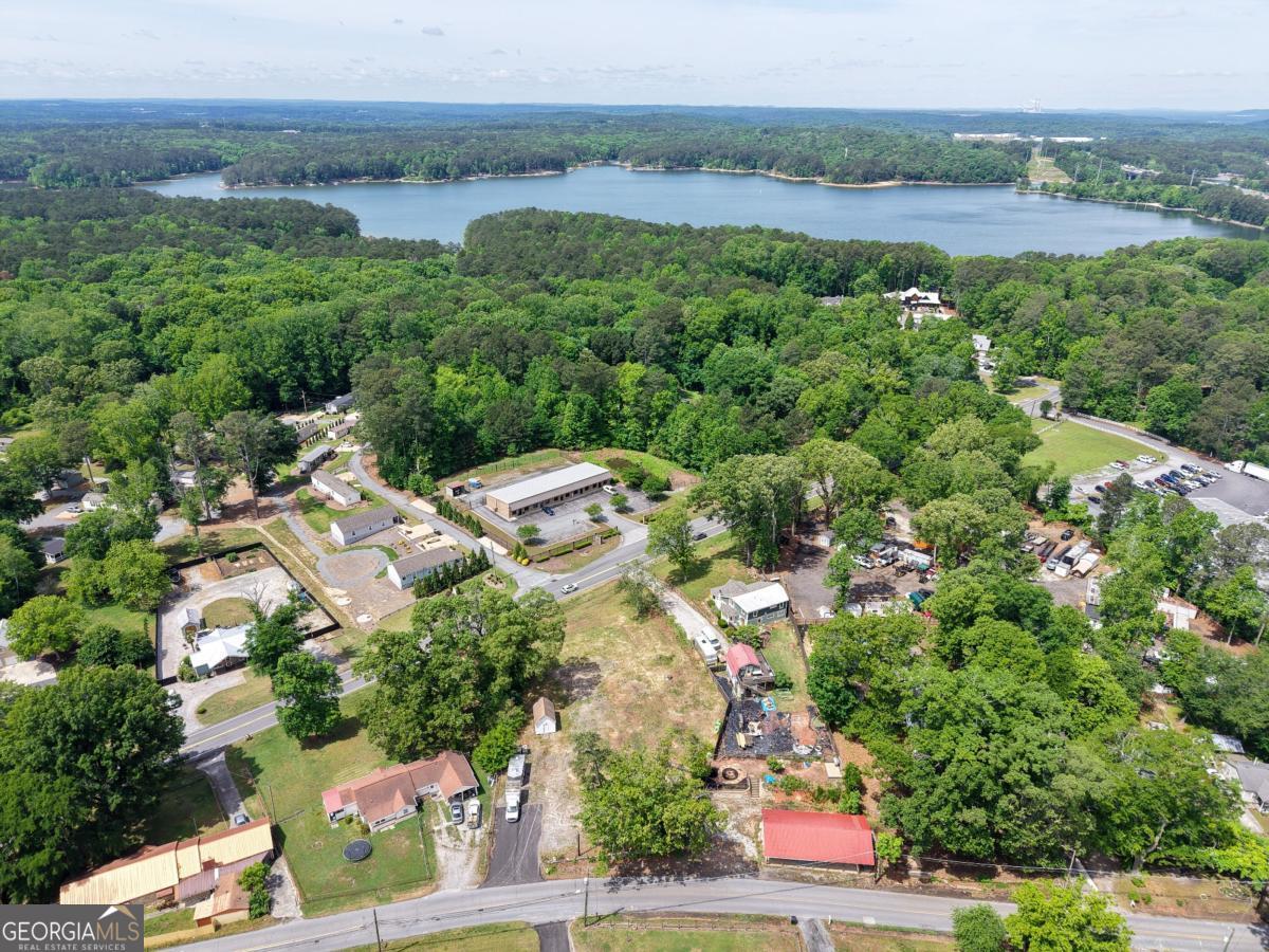 5185 Groovers Landing RD SE