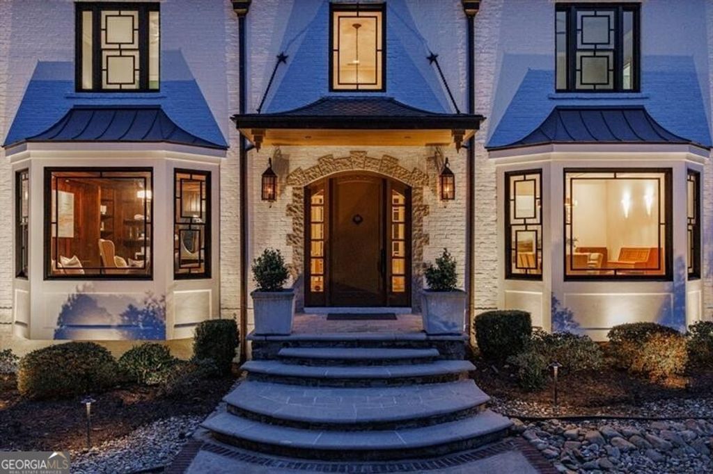 Photo of 4500 Powers Ferry Road, Atlanta, GA 30327 (MLS # 10679941)