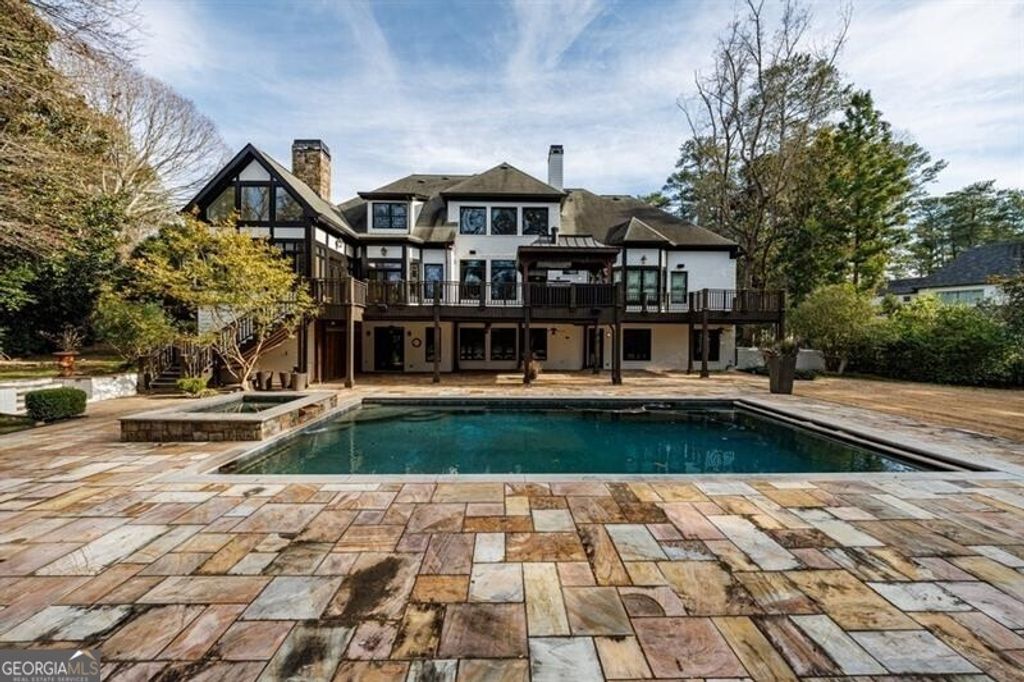 Photo of 4500 Powers Ferry Road, Atlanta, GA 30327 (MLS # 10679941)