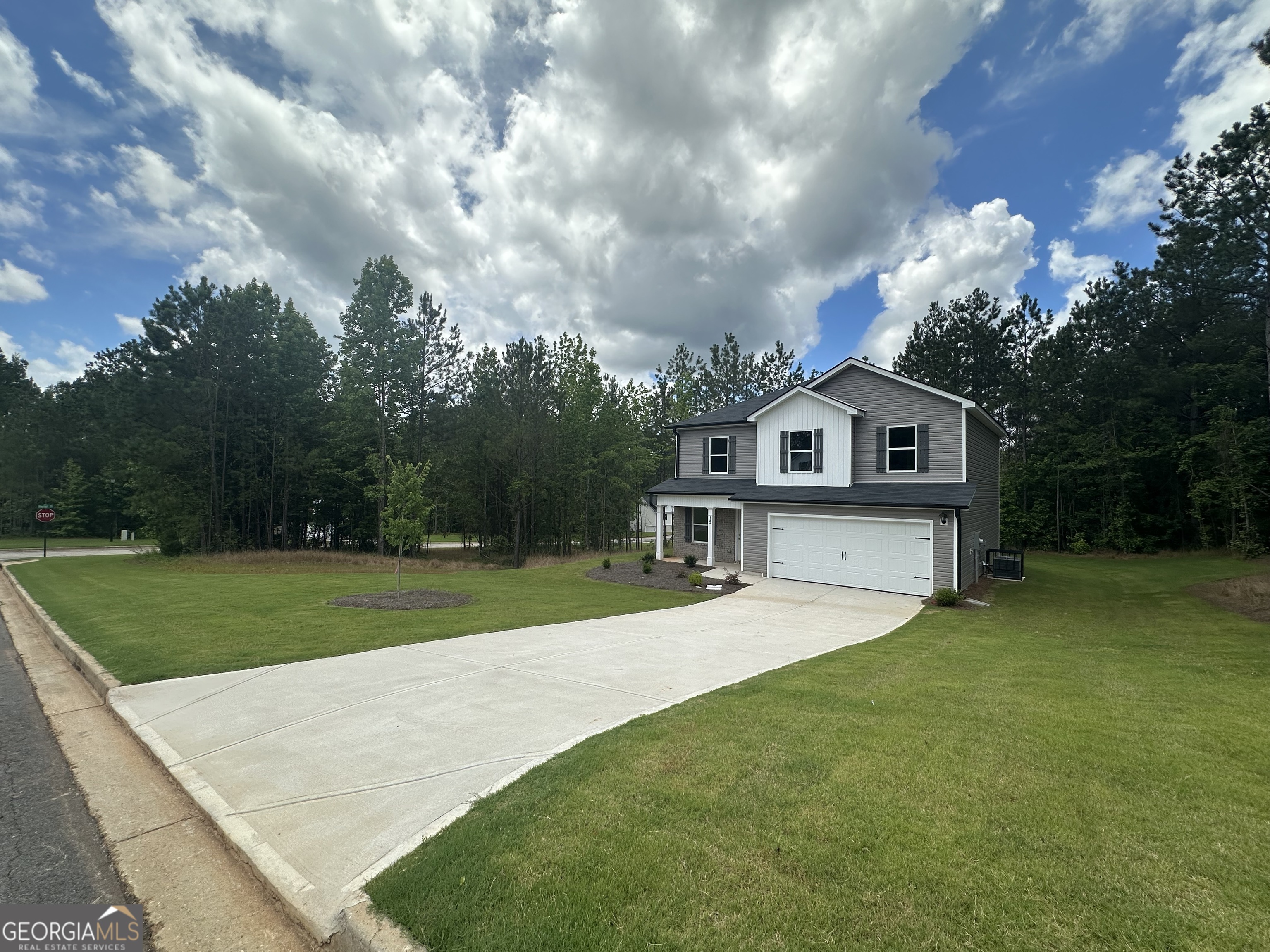 15 Fontana CT 7