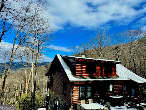 A home in Sky Valley