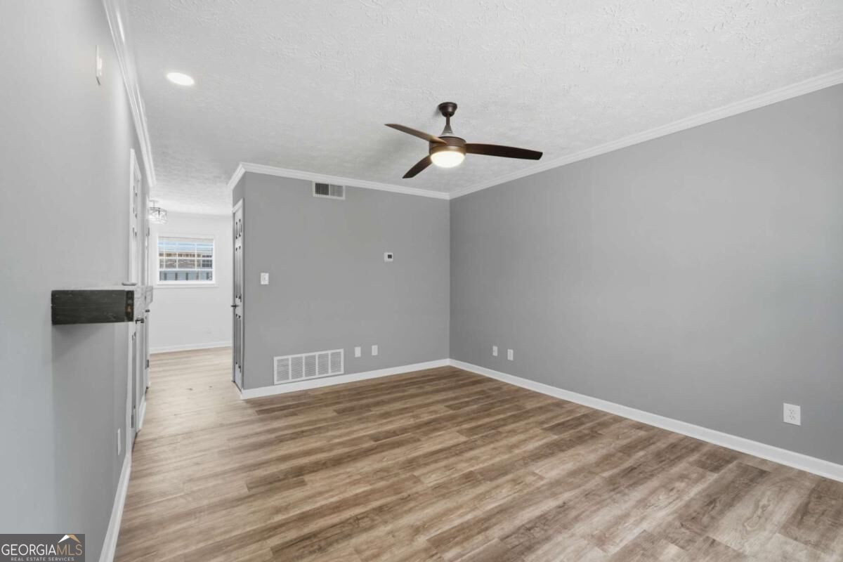 1235 Riverside DR C-8