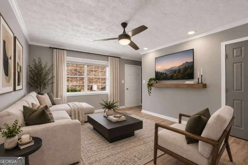 Photo of 1235 Riverside Drive #C-8, Gainesville, GA 30501 (MLS # 10842246)