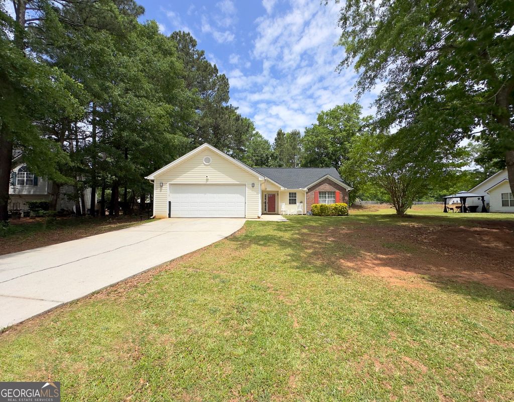 Photo of 103 Cody Drive, Griffin, GA 30223 (MLS # 10760870)