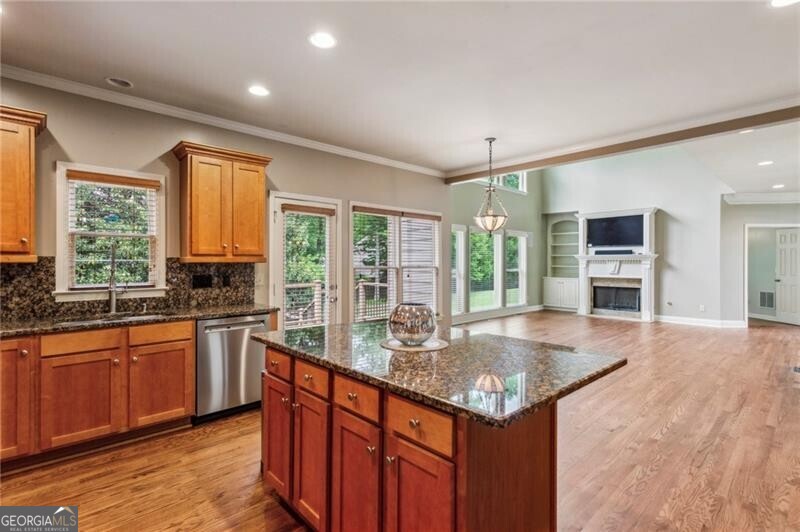 Sentinel Chase - Residential
