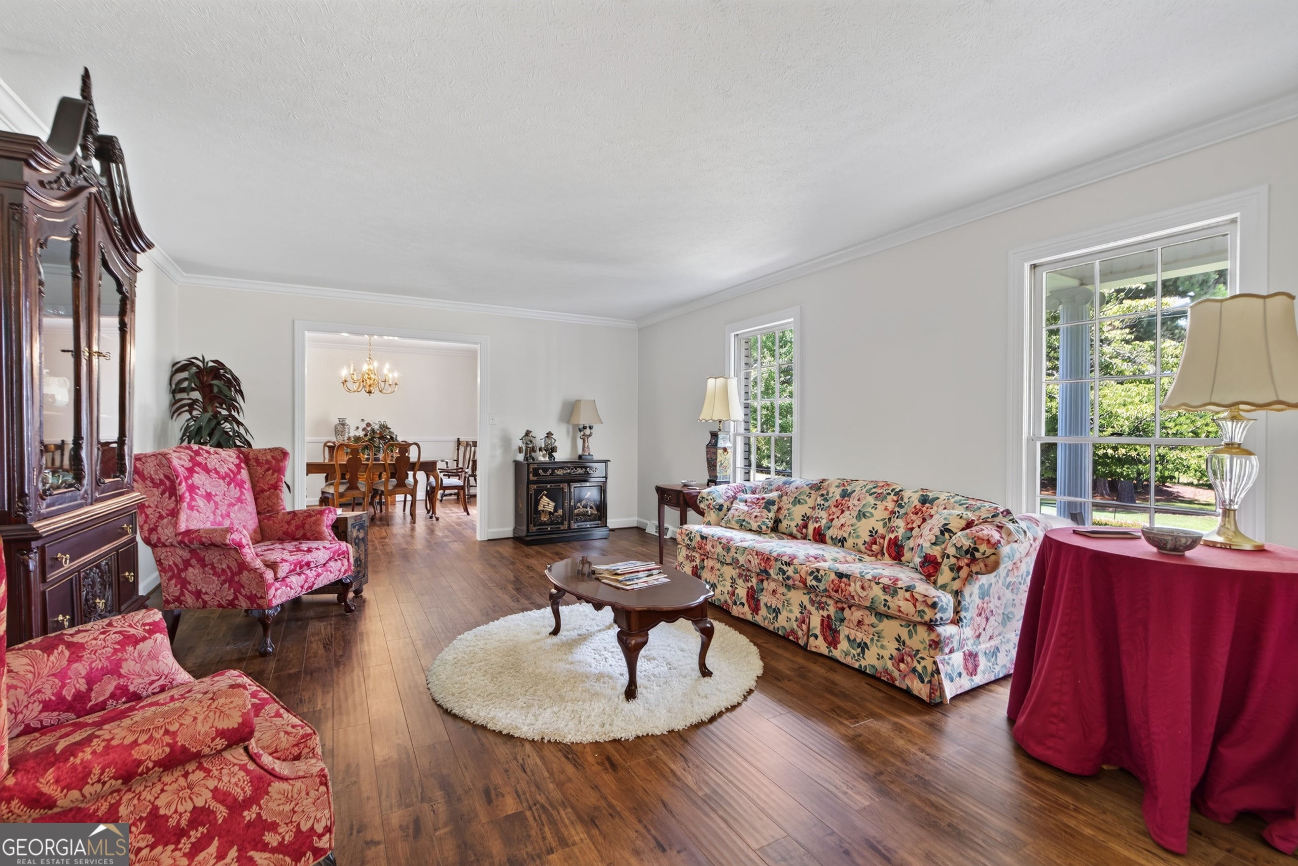 6 Greenbriar LN SE