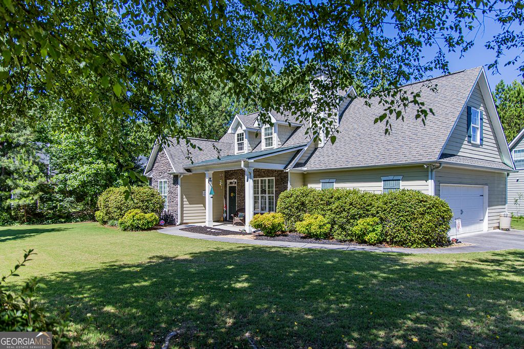 Photo of 117 Thornwood Drive SW, Rome, GA 30165 (MLS # 10693204)