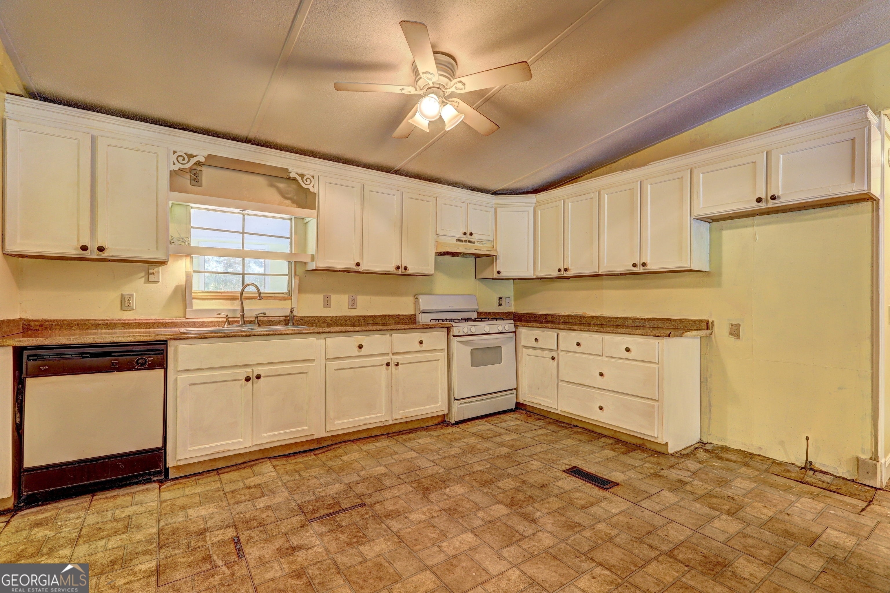 231 Norfolk DR