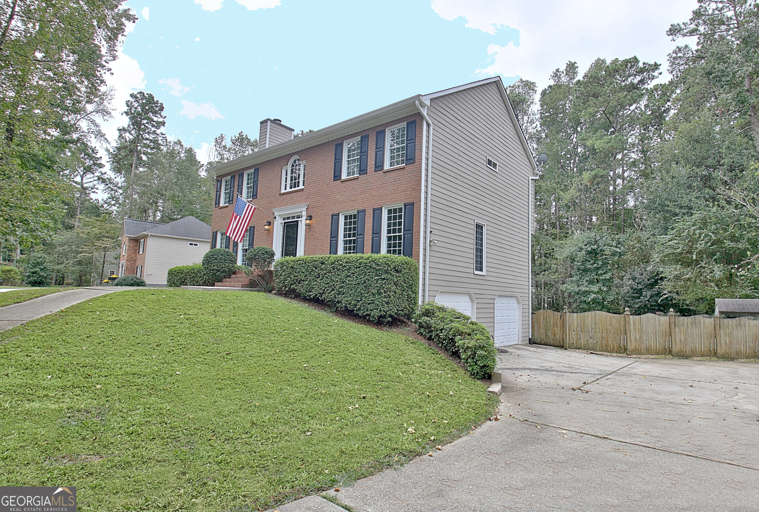 327 Walnut Grove RD