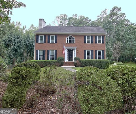 Photo of 327 Walnut Grove Road, Peachtree City, GA 30269 (MLS # 10615427)