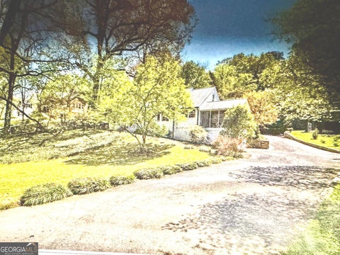 Photo of 323 Trammell Street, Calhoun, GA 30701 (MLS # 10780894)