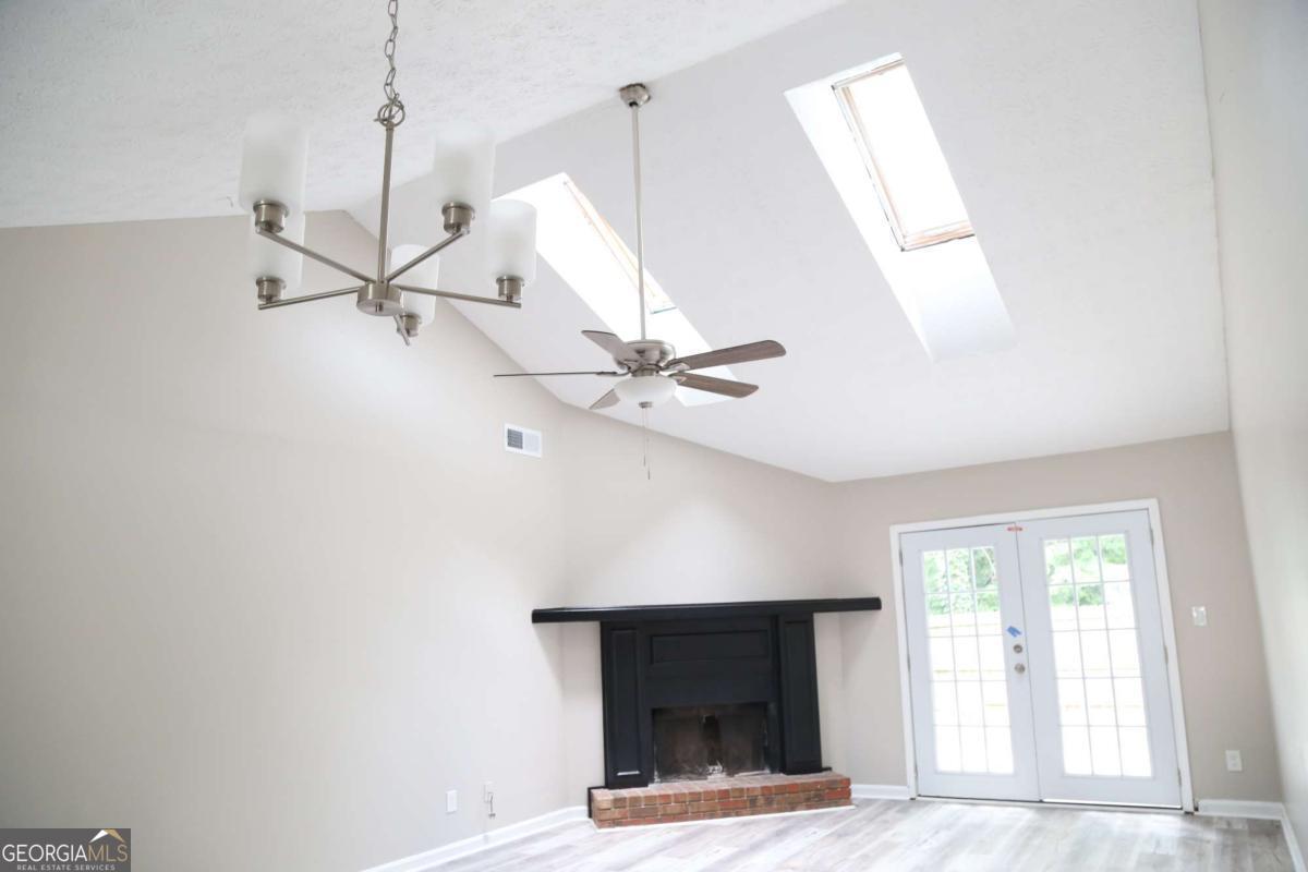 OLD FARM PLACE - Residential Lease