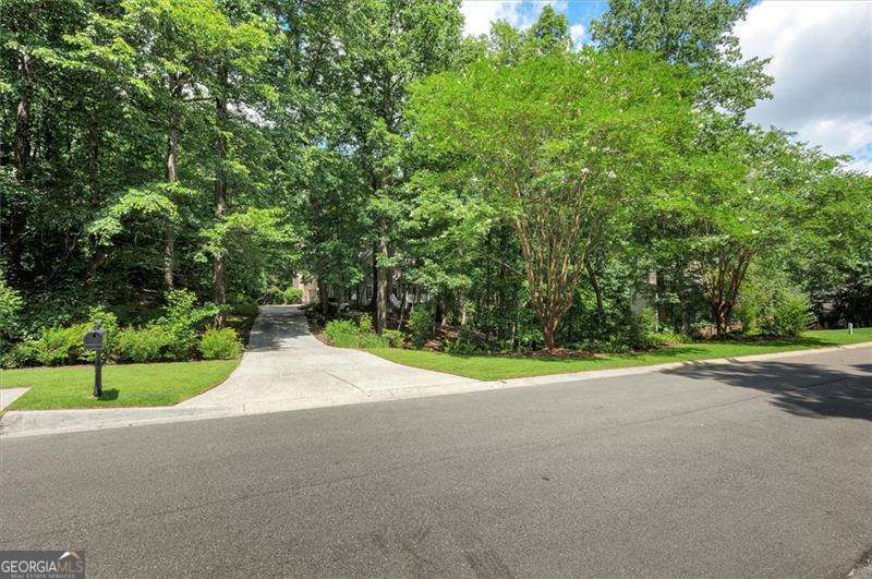 1170 Spring Oak WAY