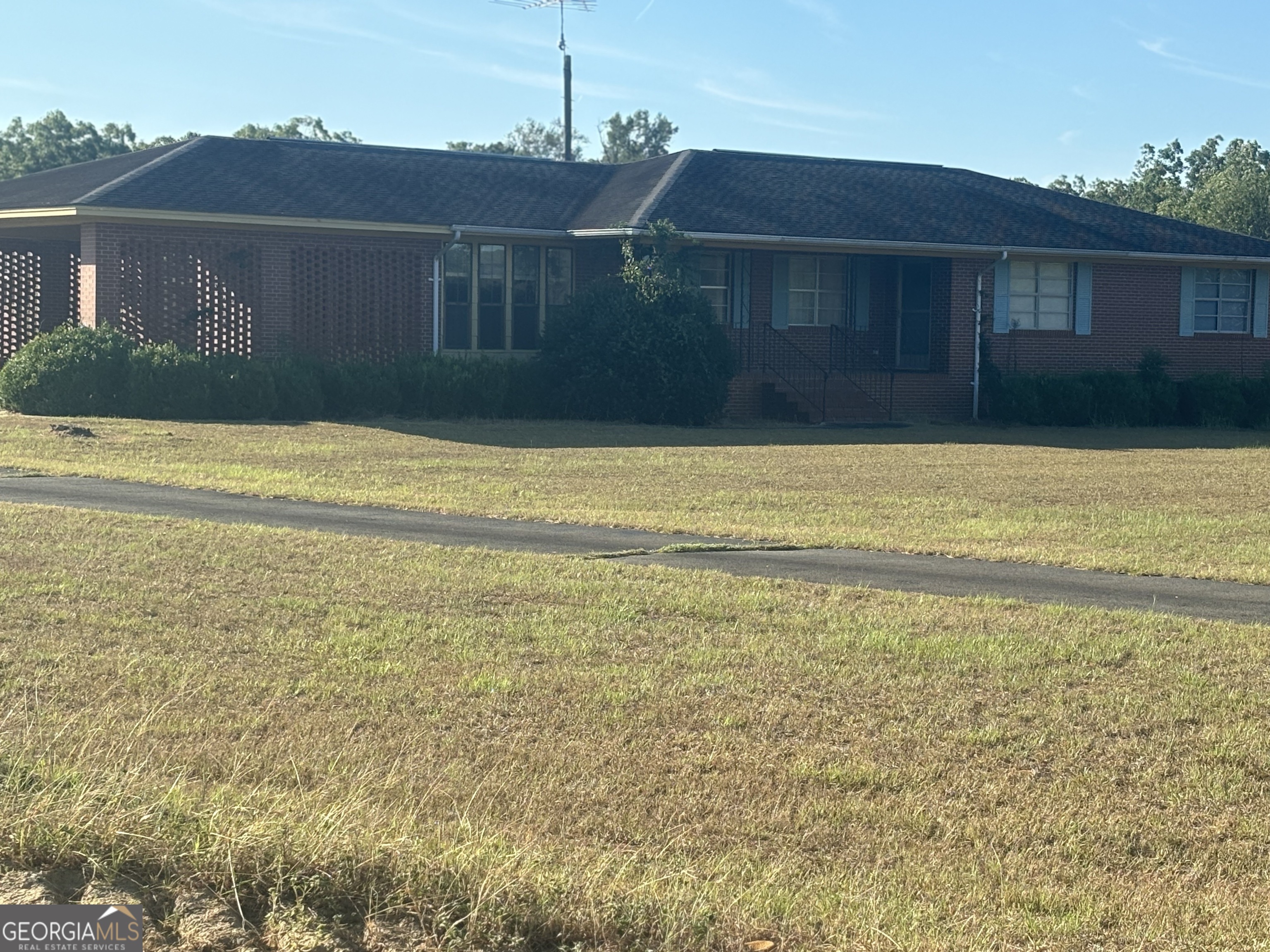 Listing image 1