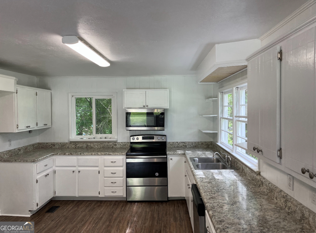 2888 Old Summerville RD