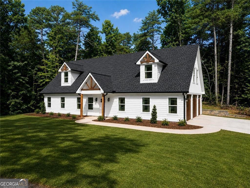 Photo of 6711 Wildwood Trail, Gainesville, GA 30506 (MLS # 10839309)
