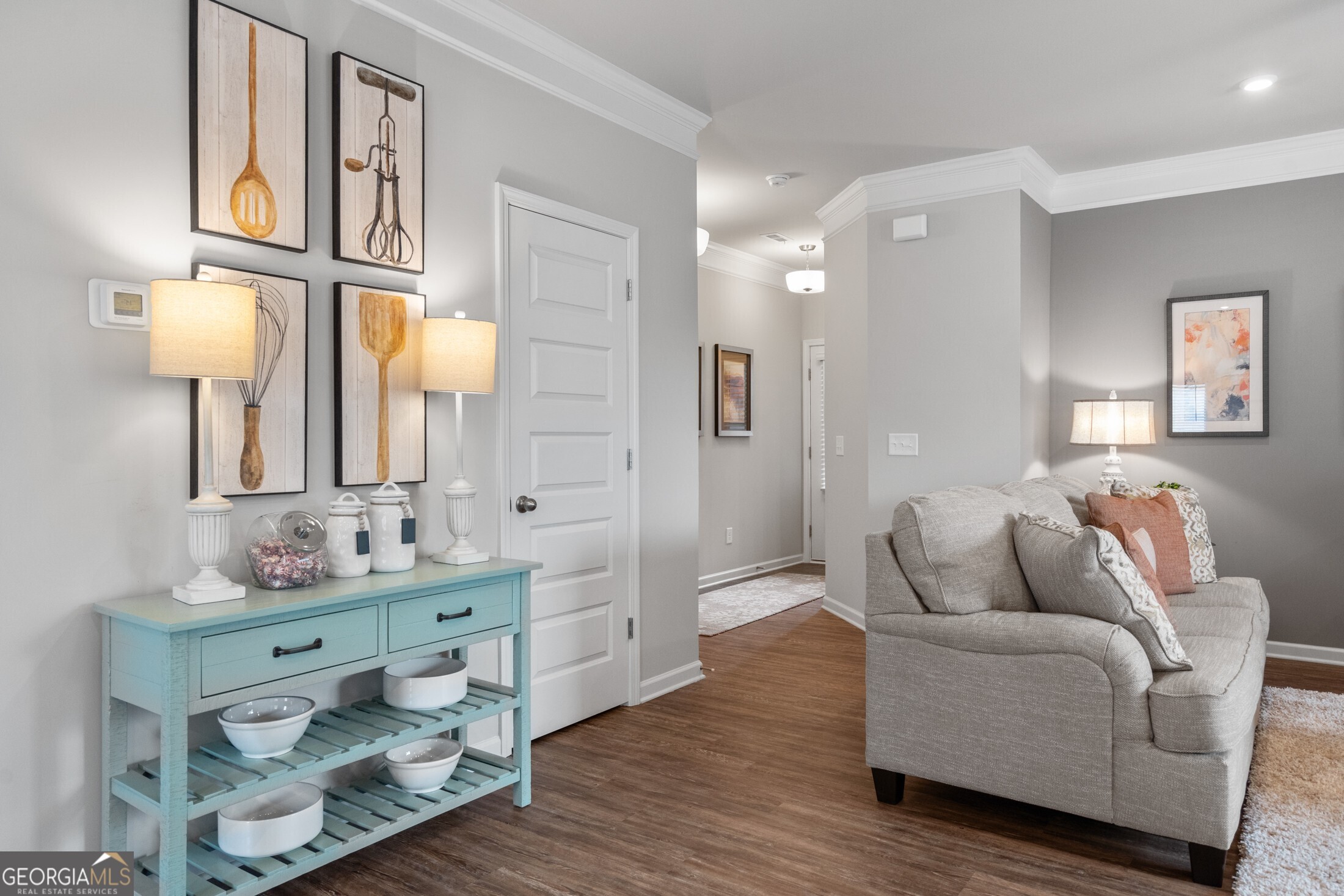 123 Ravencliff DR 80