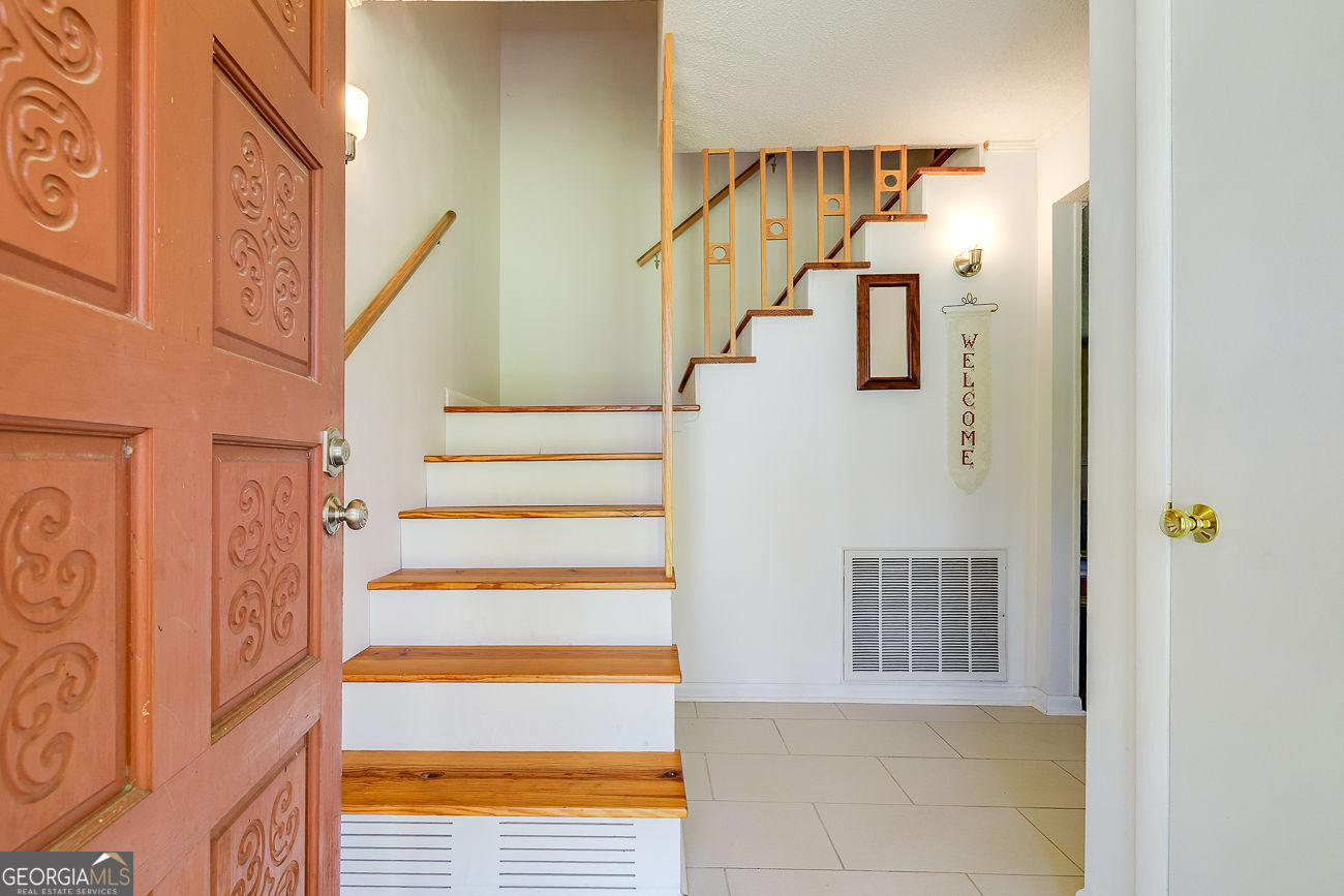 388 Whitehill RD
