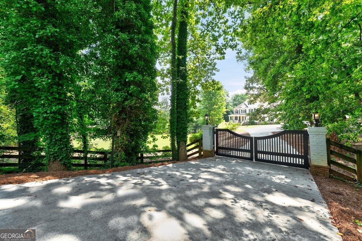 14025 Freemanville RD
