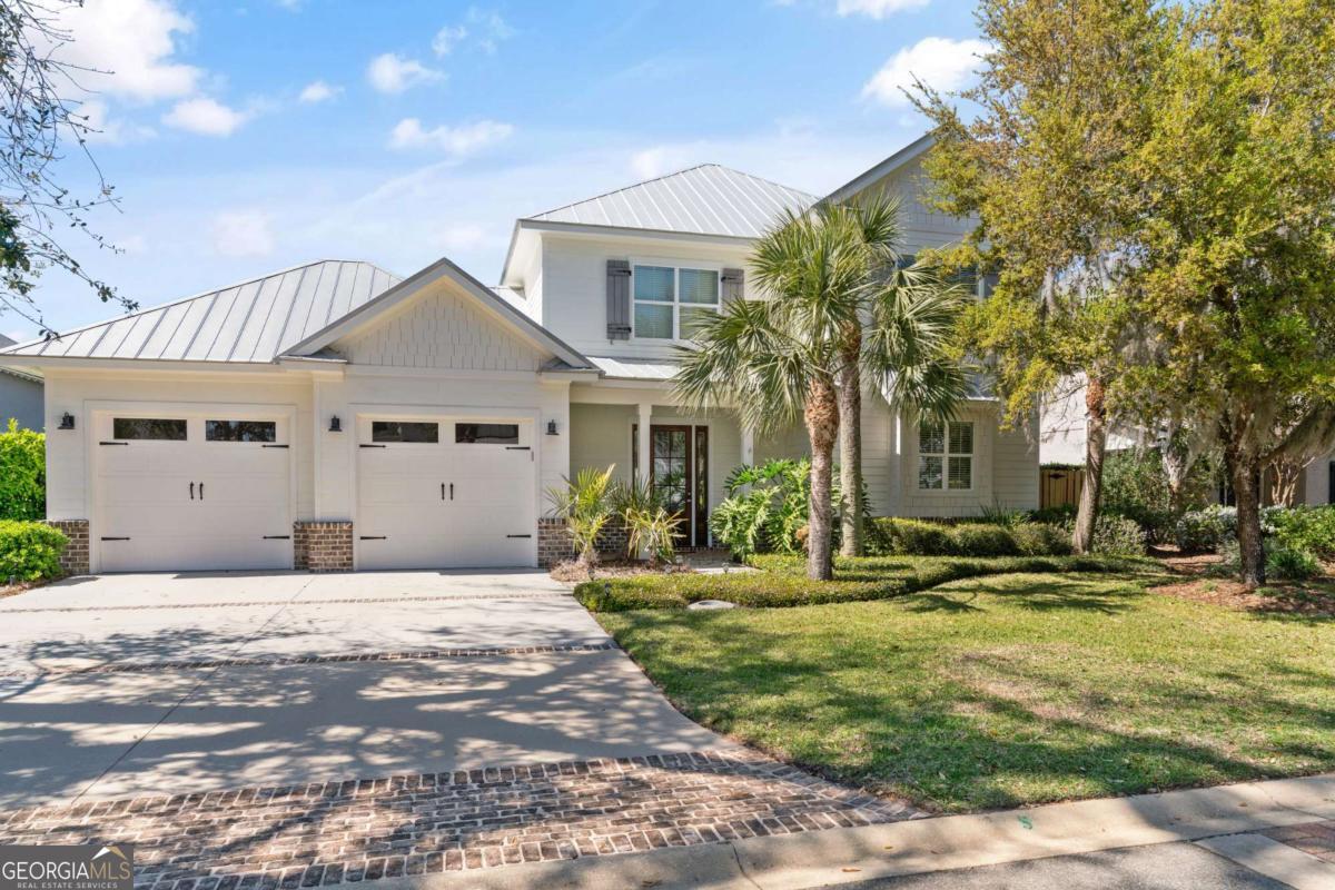 1040 Sinclair Pointe