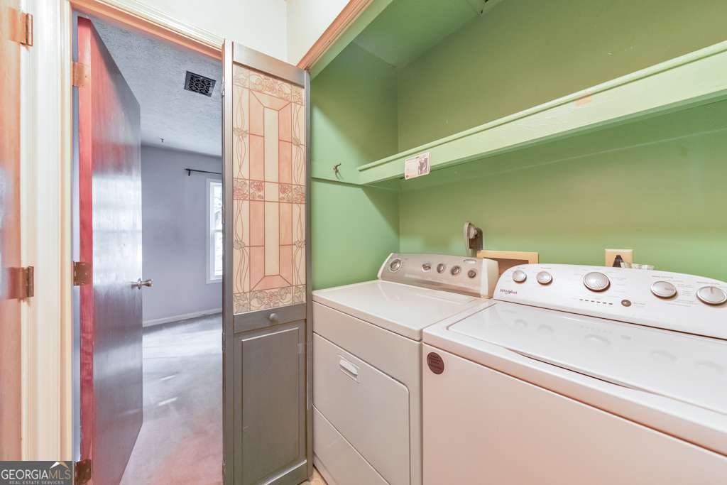 Pleasant Oaks Townhomes - Residential