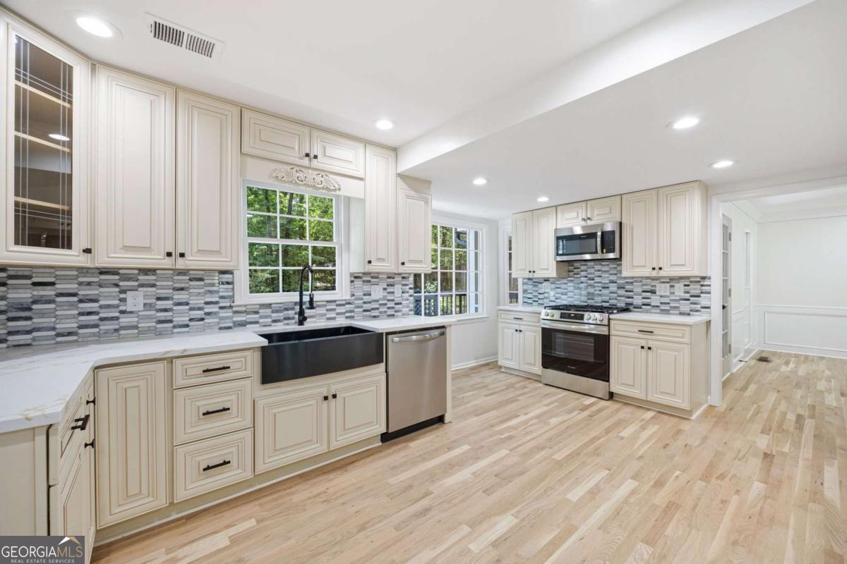 Lake Colony - Residential
