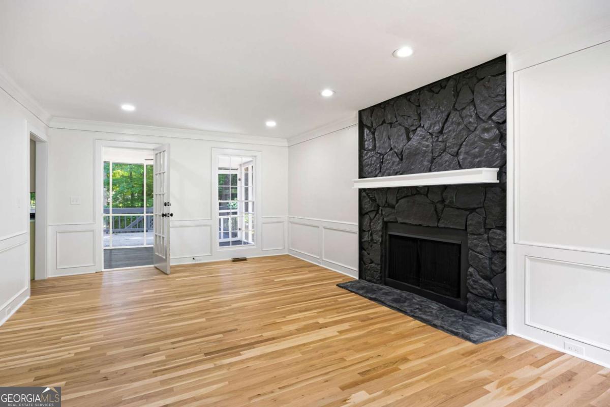 Lake Colony - Residential