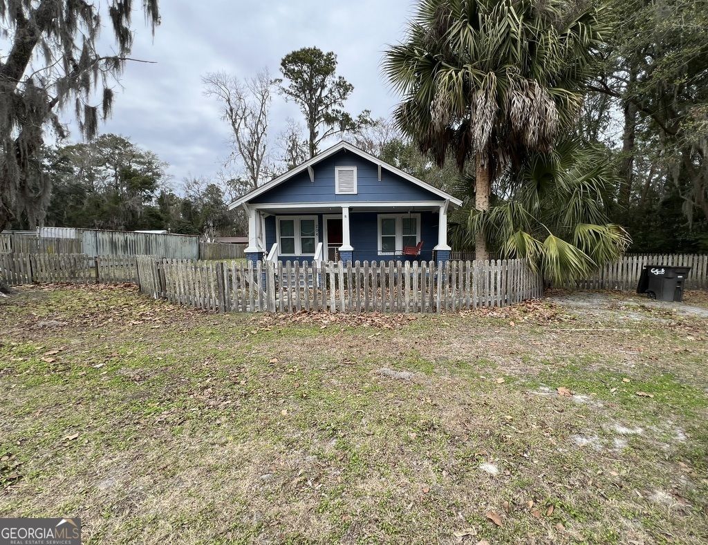 Photo of 204 W 3rd Street, Woodbine, GA 31569 (MLS # 10696463)