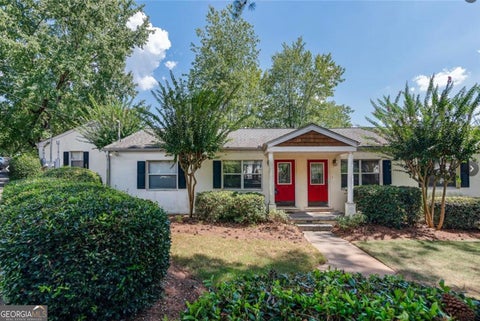Photo of 1515 Stone Gate Lane SE, Atlanta, GA 30317 (MLS # 10854279)