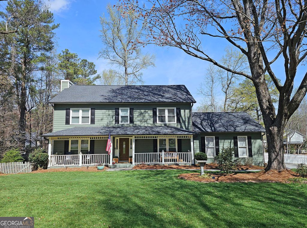 Photo of 2699 S Arbor Drive, Marietta, GA 30066 (MLS # 10708996)