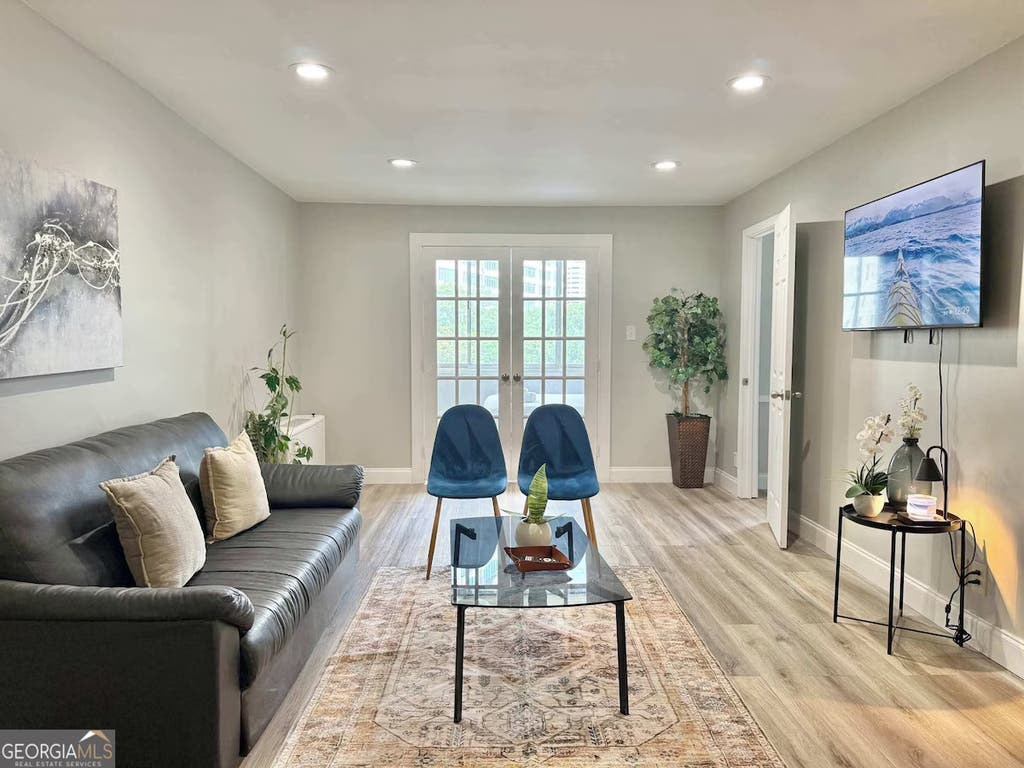Photo of 215 Piedmont Avenue NE #APT 301, Atlanta, GA 30308 (MLS # 10817542)