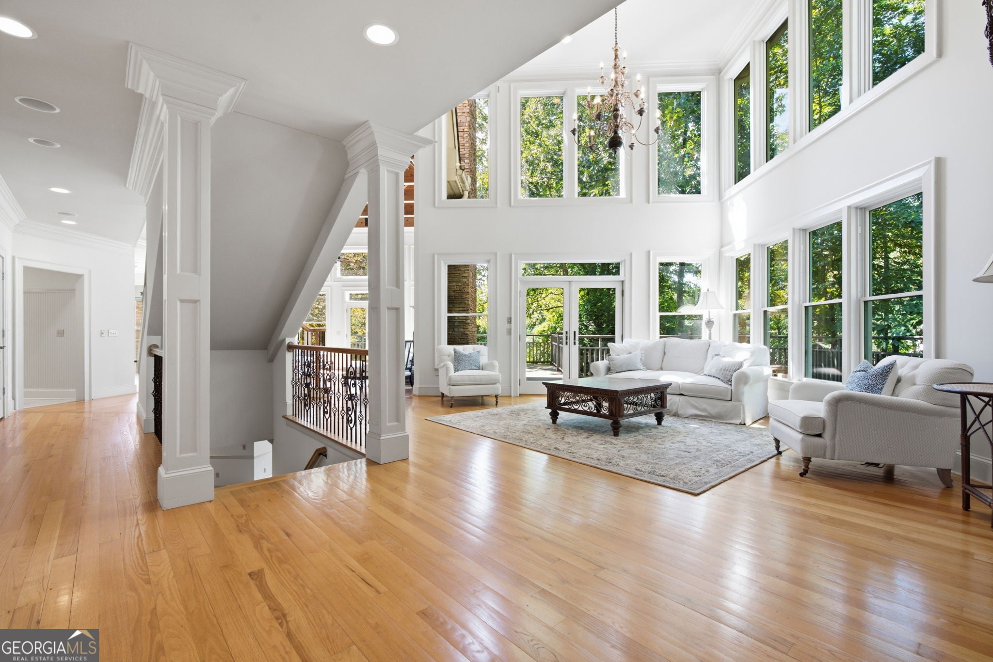 127 Mills LN