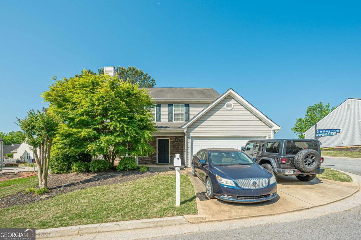 316 Greystone CIR