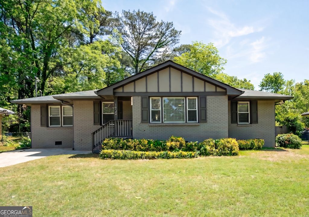 Photo of 1930 S Columbia Place, Decatur, GA 30032 (MLS # 10762363)