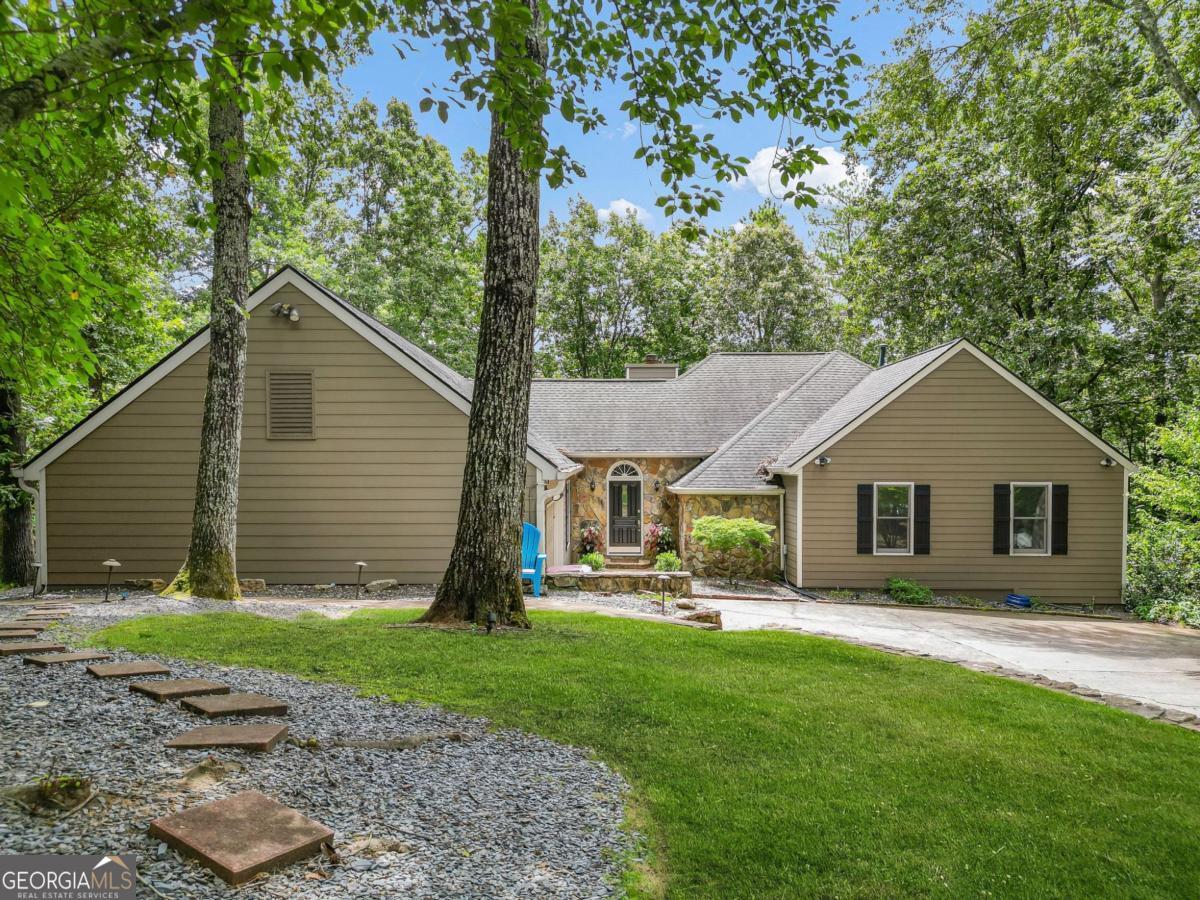 160 Fairway Ridge DR