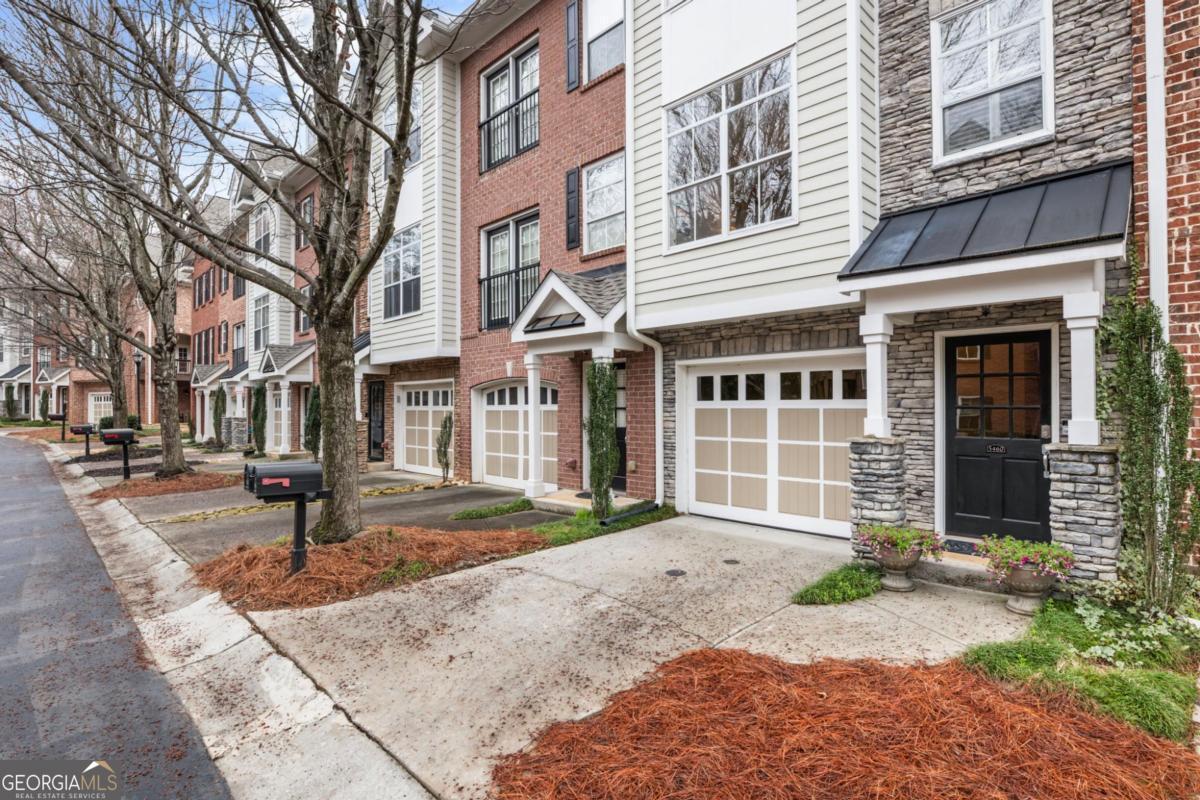 5460 Glenridge Park 1303