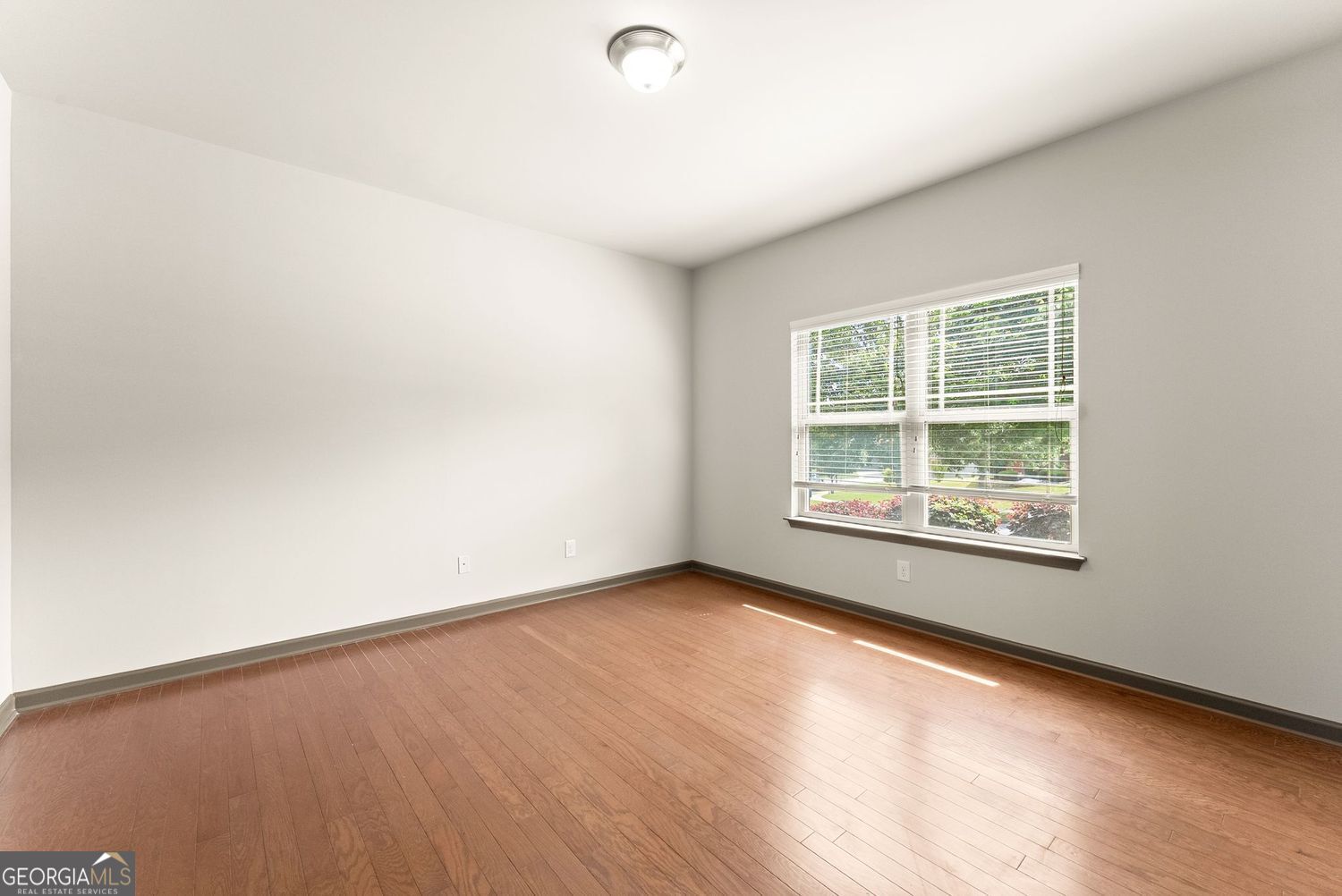 872 Whitfield Oak RD