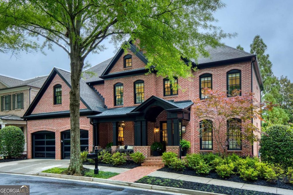 Photo of 2975 Woodvale Court, Alpharetta, GA 30022 (MLS # 10784285)