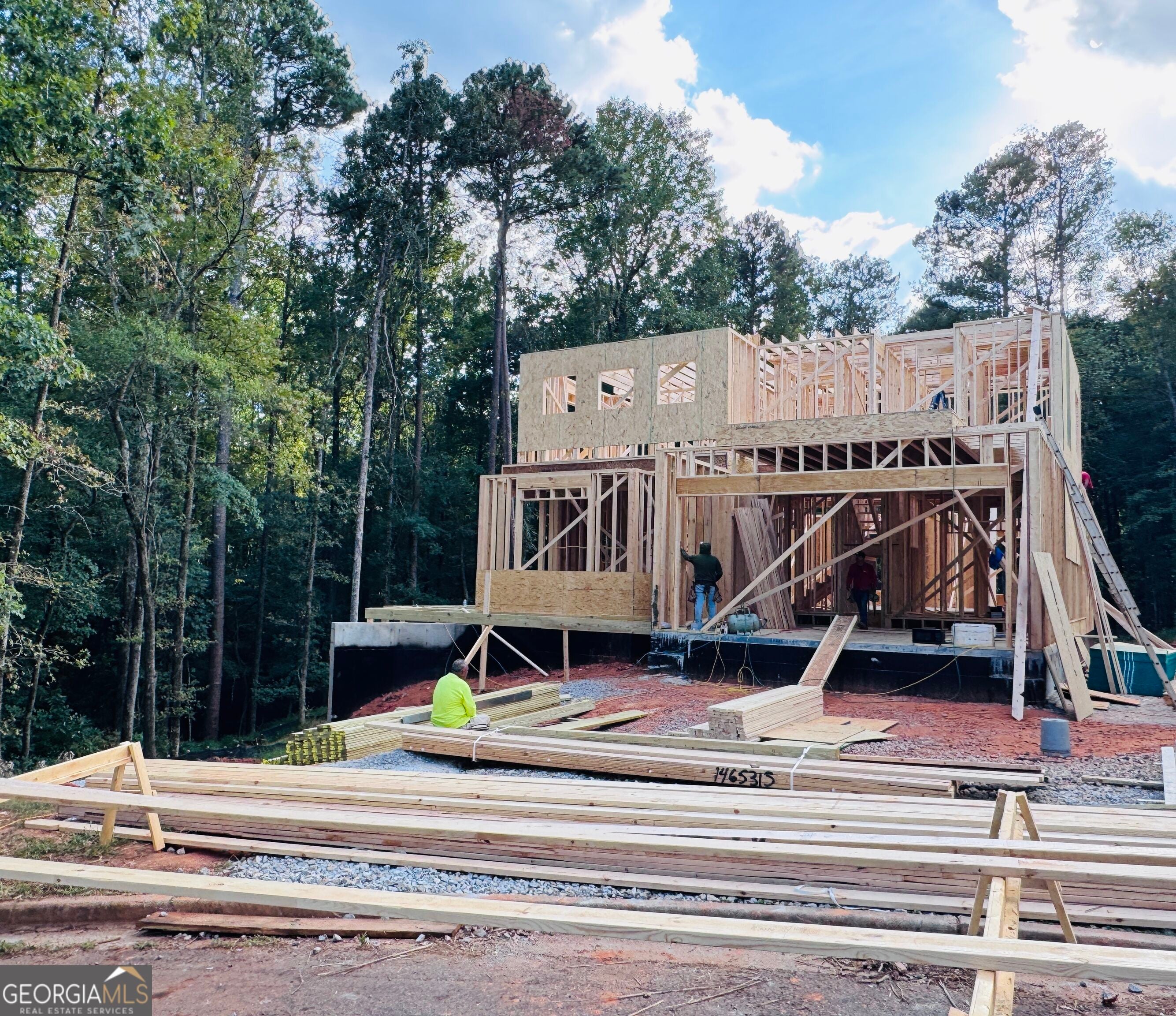 170 Pine Creek WAY