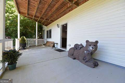 A home in Hiawassee