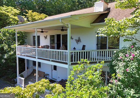 A home in Hiawassee