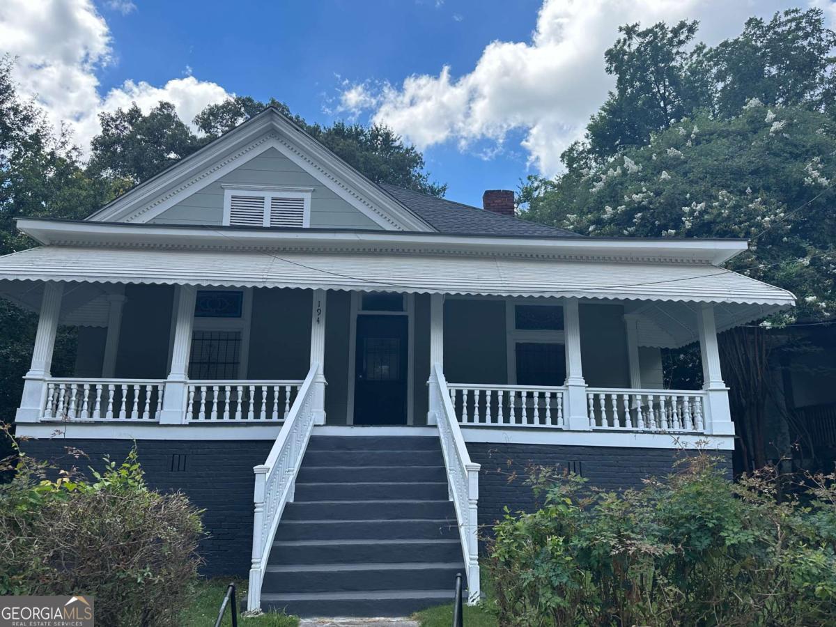 Welcome to this beautiful 4-bedroom, 2-bathroom home in the historic Mechanicsville neighborhood of Atlanta! This spacious home features high ceilings, oversized bedrooms, and multiple living spaces including a cozy den and a bright living room-perfect for relaxing or entertaining. Enjoy a well-sized front and back yard, ideal for outdoor living, gardening, or play. Conveniently located just minutes from downtown, parks, and public transit. Don't miss the chance to make this charming home yours!