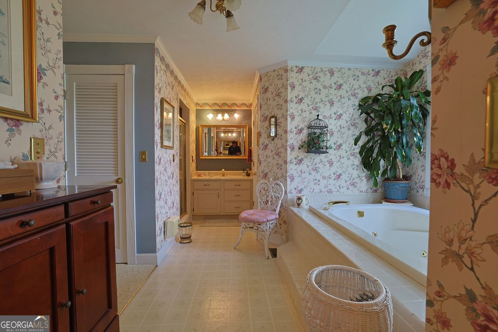listing image 53