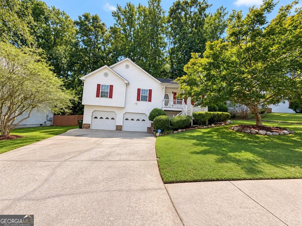 Photo of 113 Jake Taylor Drive, Acworth, GA 30102 (MLS # 10849390)