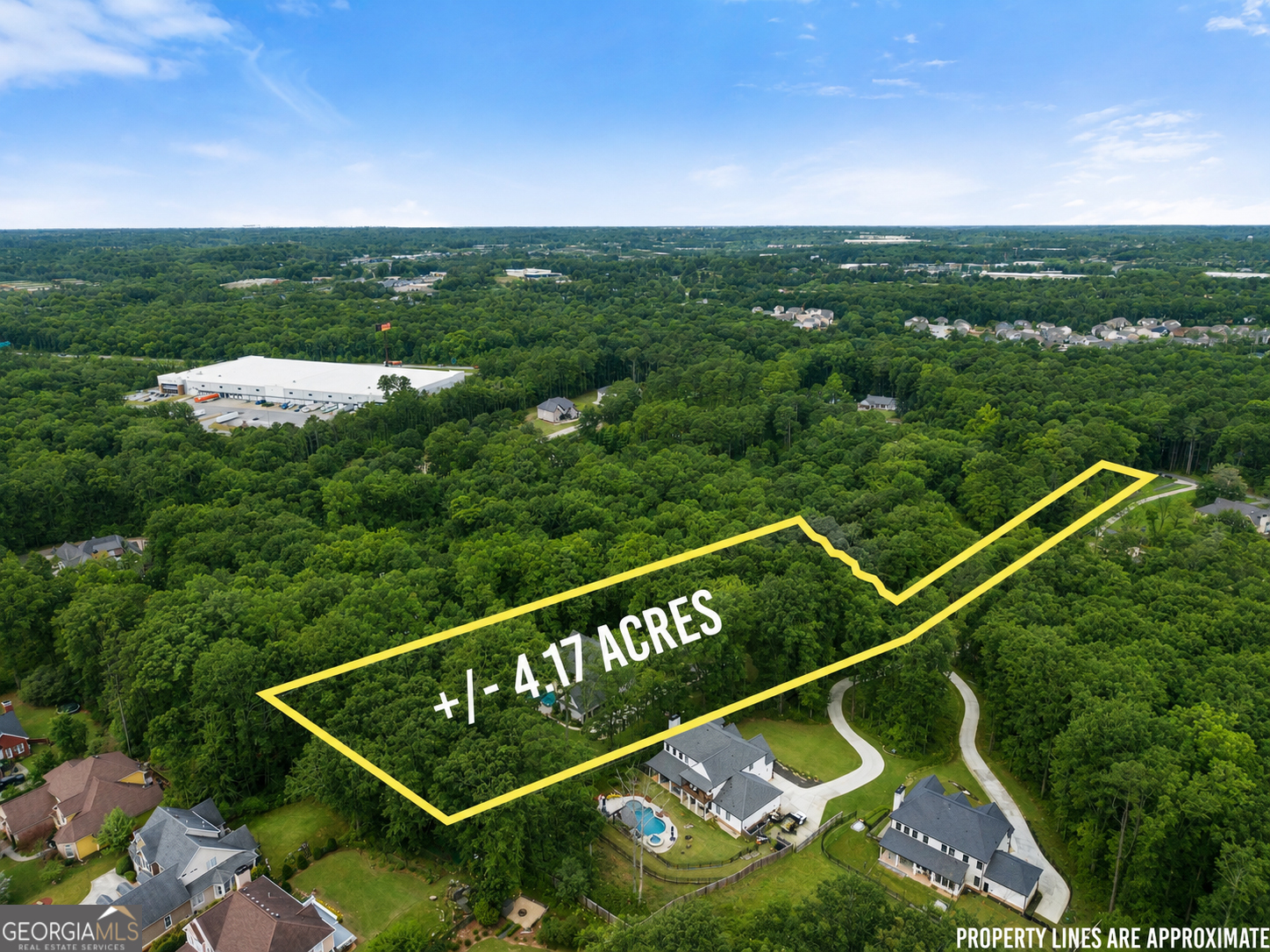 2195 E Maddox RD