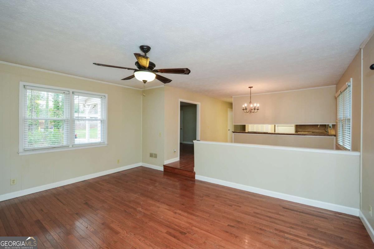 Plains Estate - Residential Lease