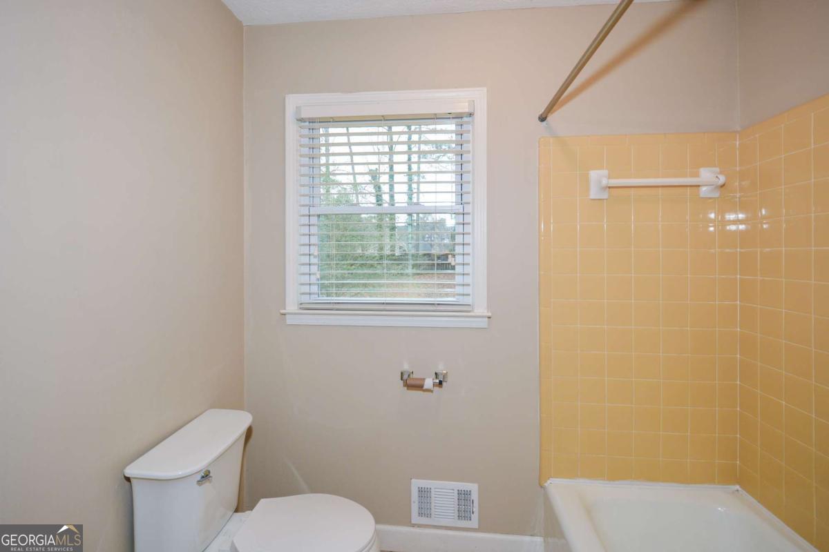 Plains Estate - Residential Lease