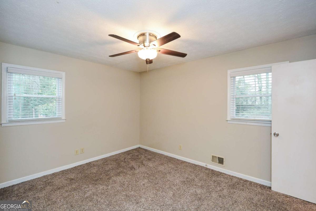 Plains Estate - Residential Lease